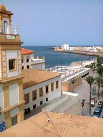 Apartment Flat Near Cathedral. 3 Bedrooms. Cadiz