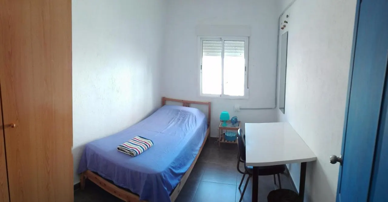 Flat Near Cathedral. 3 Bedrooms. Cadiz Apartment